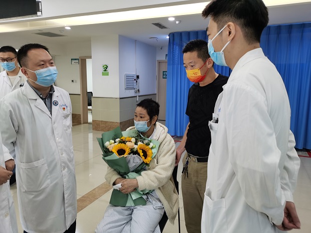 重庆大学附属肿瘤医院临床研究病房首个TIL细胞疗法受试者顺利出院